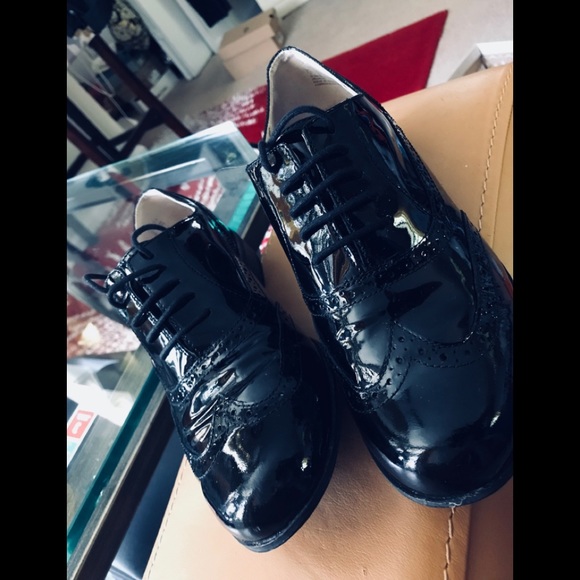 clarks hamble oak black patent